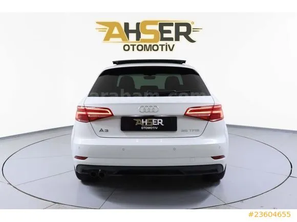 Audi A3 A3 Sportback 35 TFSI Dynamic Image 2