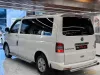 Volkswagen Transporter 2.0 TDI Camlı Van Thumbnail 2